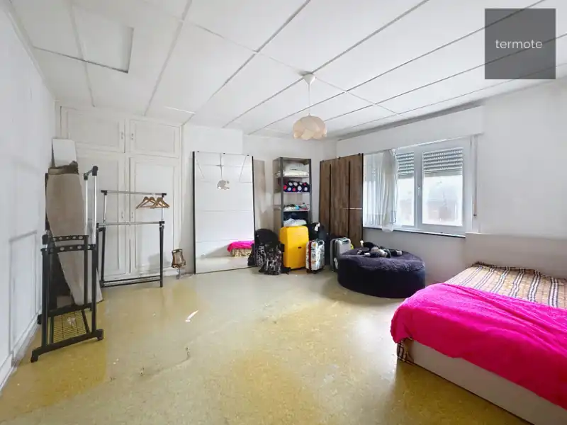 twee woonhuizen foto 10