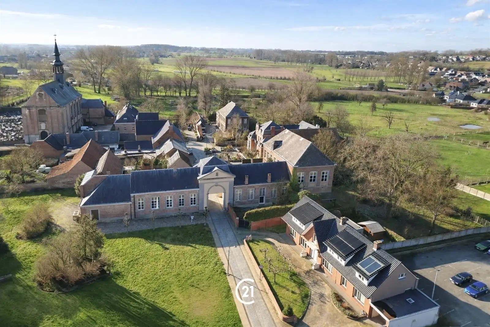 Exclusieve woning met 5 slaapkamers aan de Kartuizersite foto 3