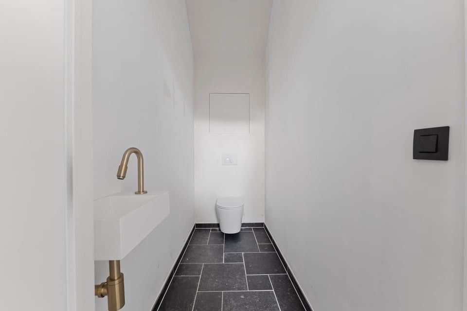 EXCLUSIEF WONEN IN EEN GERESTAUREERDE VIERKANTSHOEVE foto 35