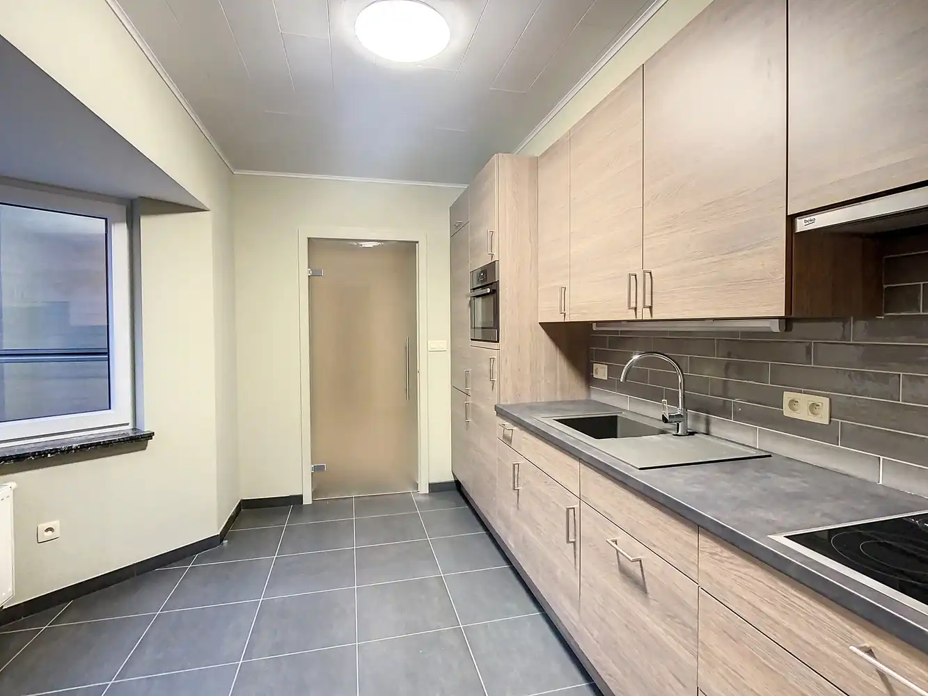 Recent gerenoveerde woning met 3 slpks foto 4