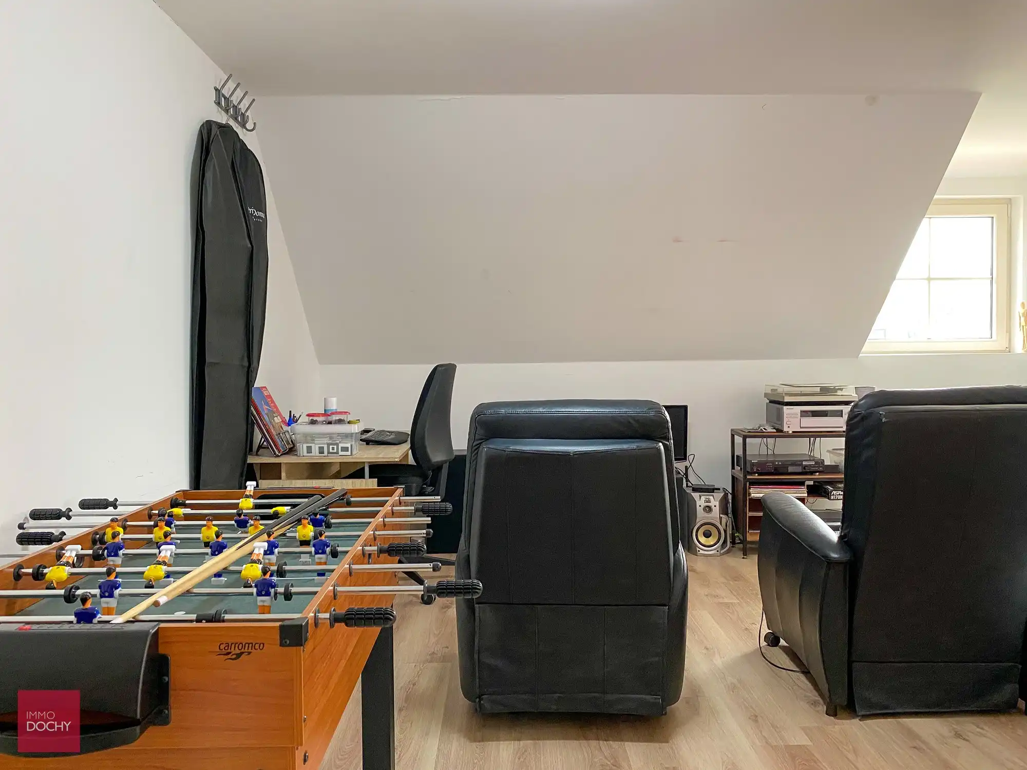 Mooie instapklare recente woning | Izegemstraat foto 10