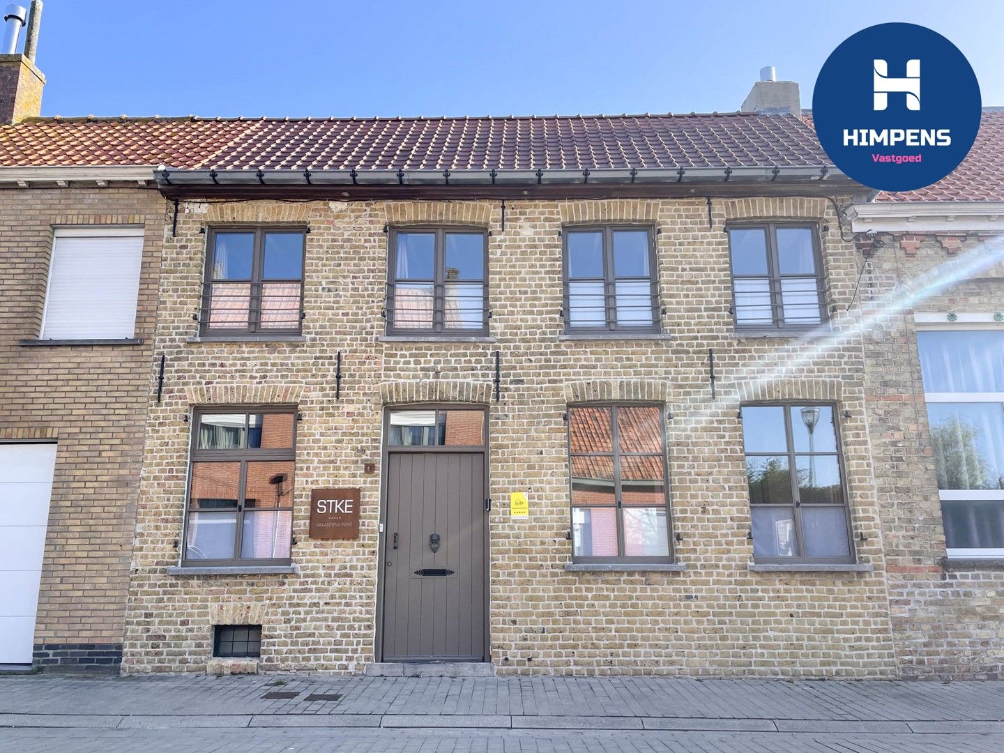 Instapklare woning te koop in het charmante Steenkerke! foto {{pictureIndex}}
