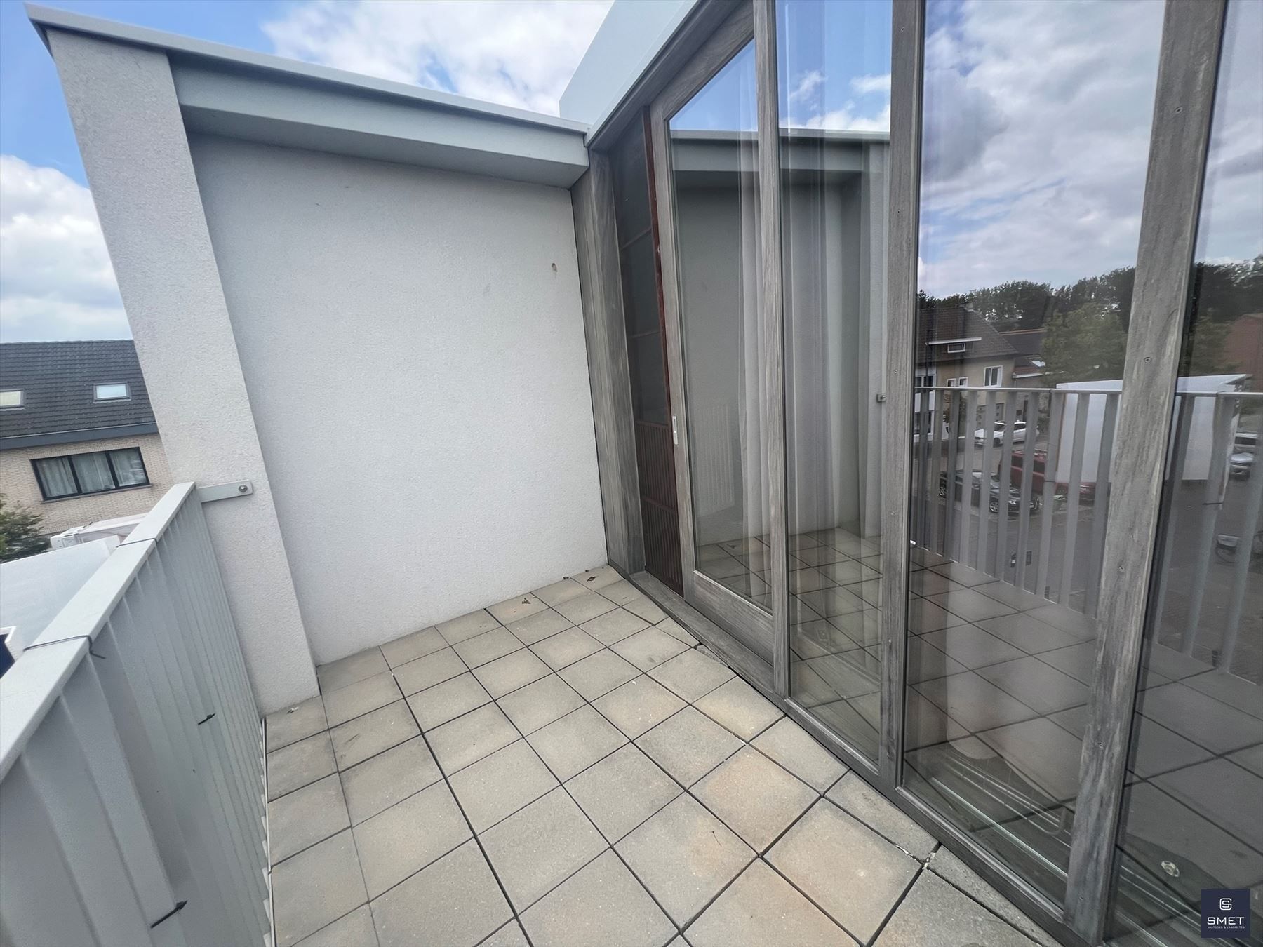 appartement met 1 slpk, terras en autostaanplaats foto 9