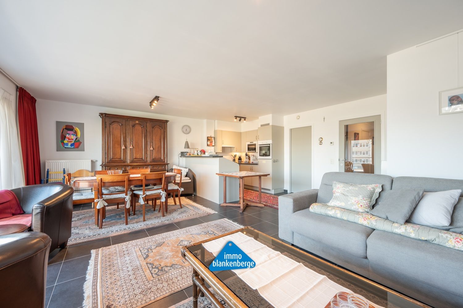 Zeer ruim Appartement op steenworp van Strand, Zee en Duinen foto 4