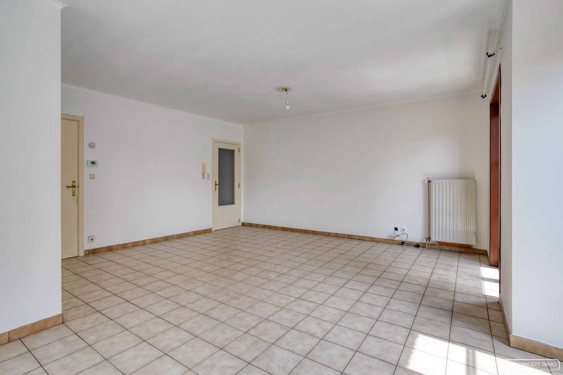Instapklaar appartement te koop in Harelbeke — topligging vlak bij Kortrijk! foto 8