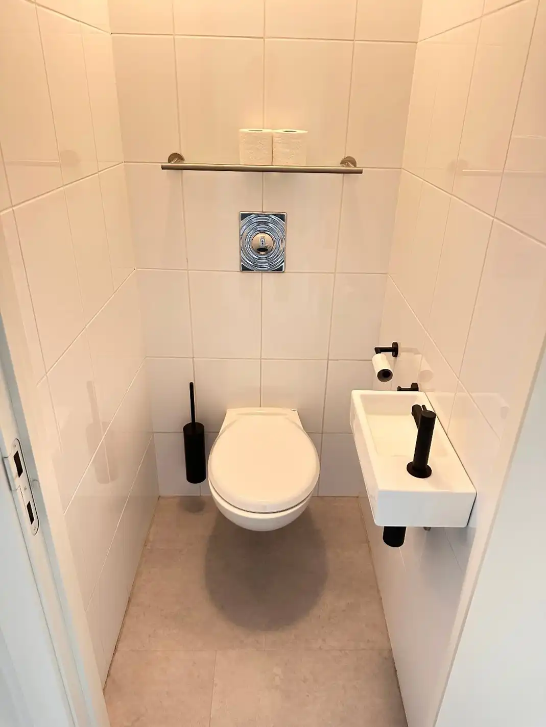 Duplex-appartement met 2 slaapkamers en 1 autostandplaats in Lanaken centrum  !  foto 13