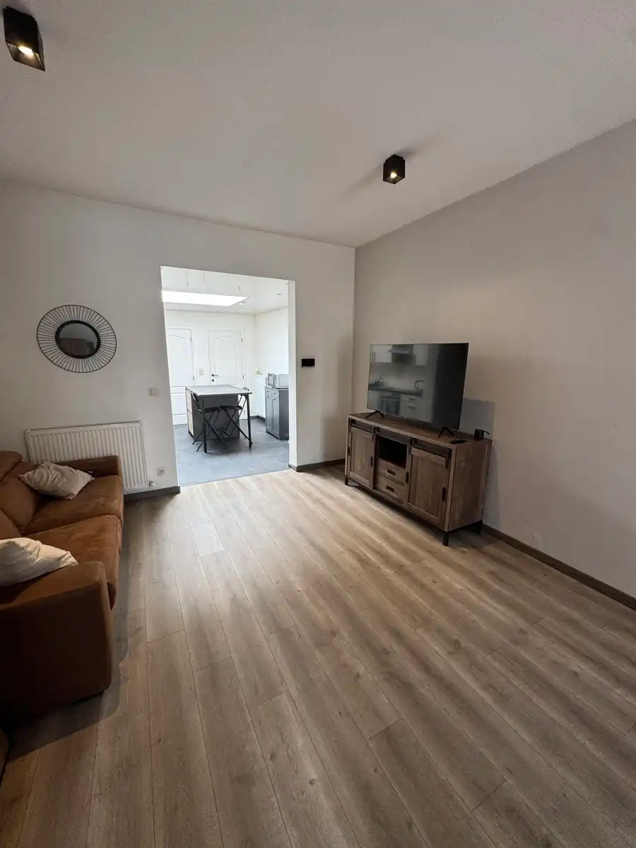 Instapklare woning met 2 slpk + ingerichte zolder foto 3