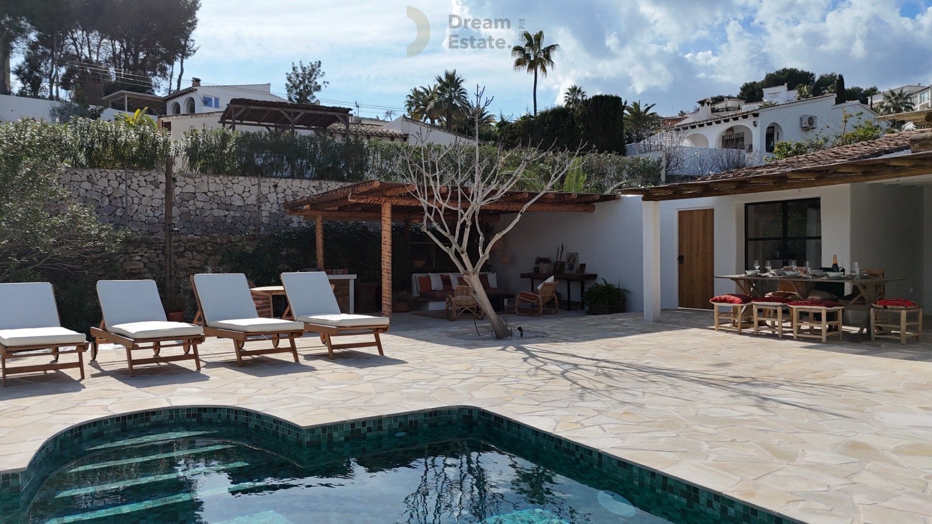 Stijlvolle Gerenoveerde Villa in Moderne Mediterrane Stijl foto 18