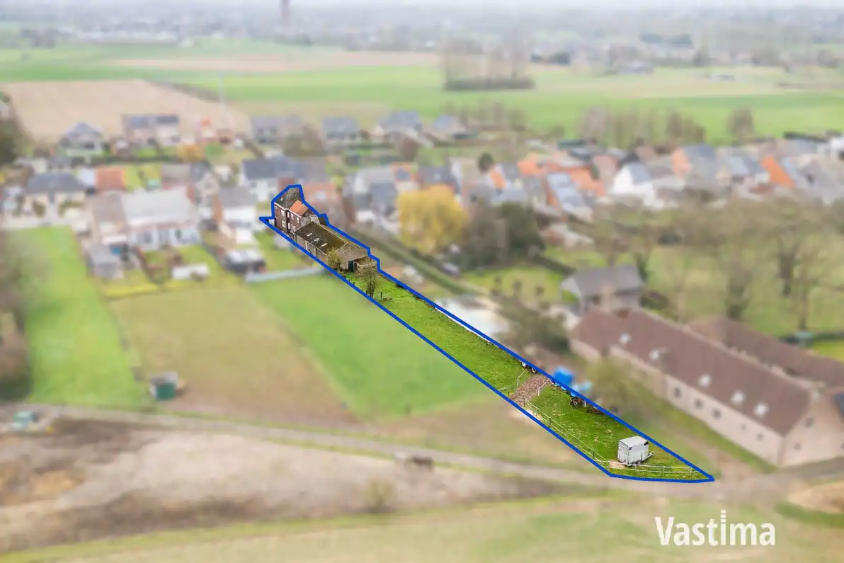 Woning met loods en grote tuin foto 30