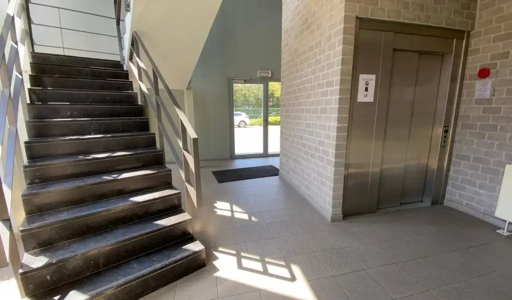 Instapklare kantoren te huur vlakbij afrit E40/R4 in Sint-Denijs-Westrem foto 15