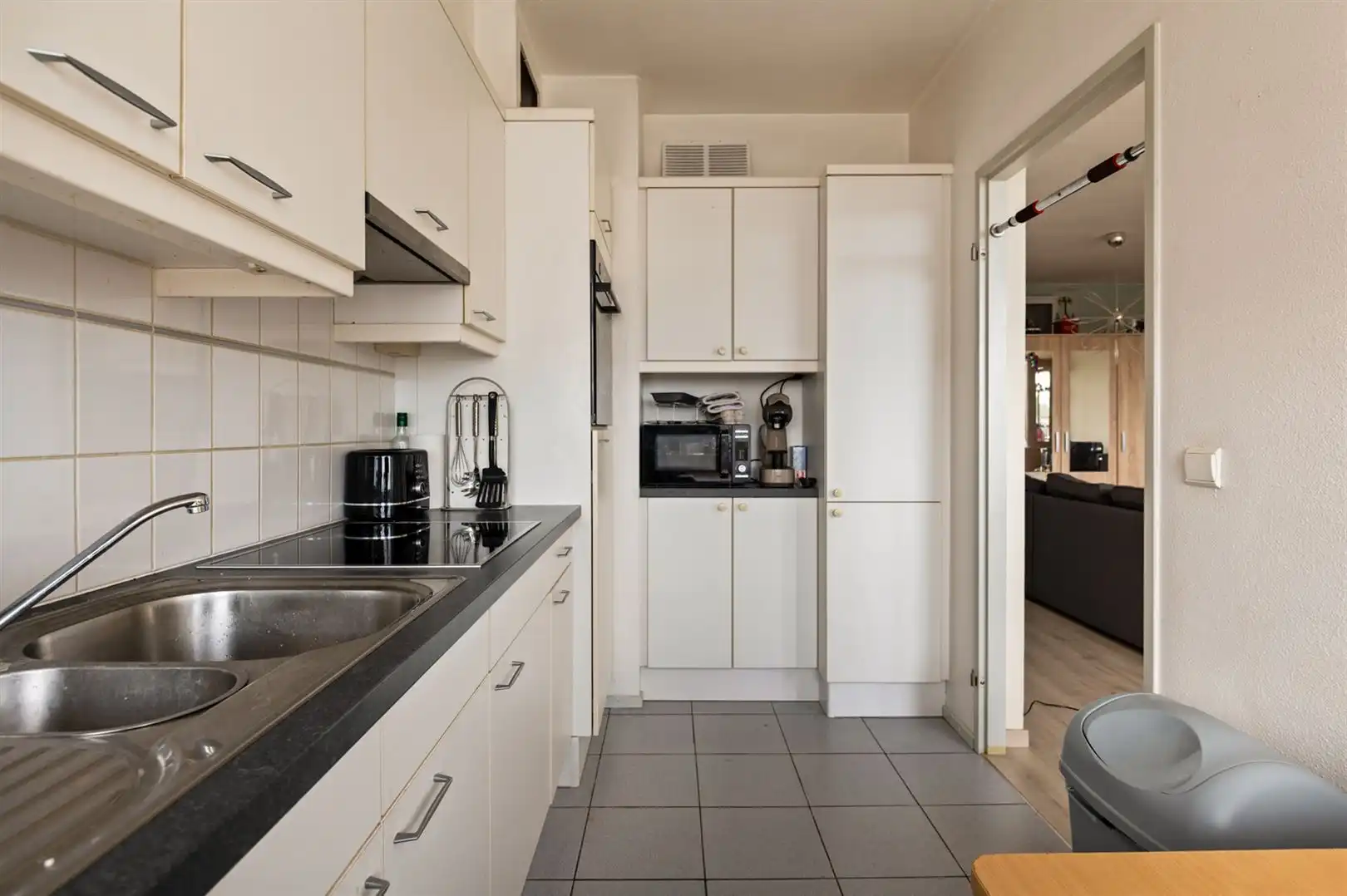 Instapklaar appartement met 2 slaapkamers foto 4