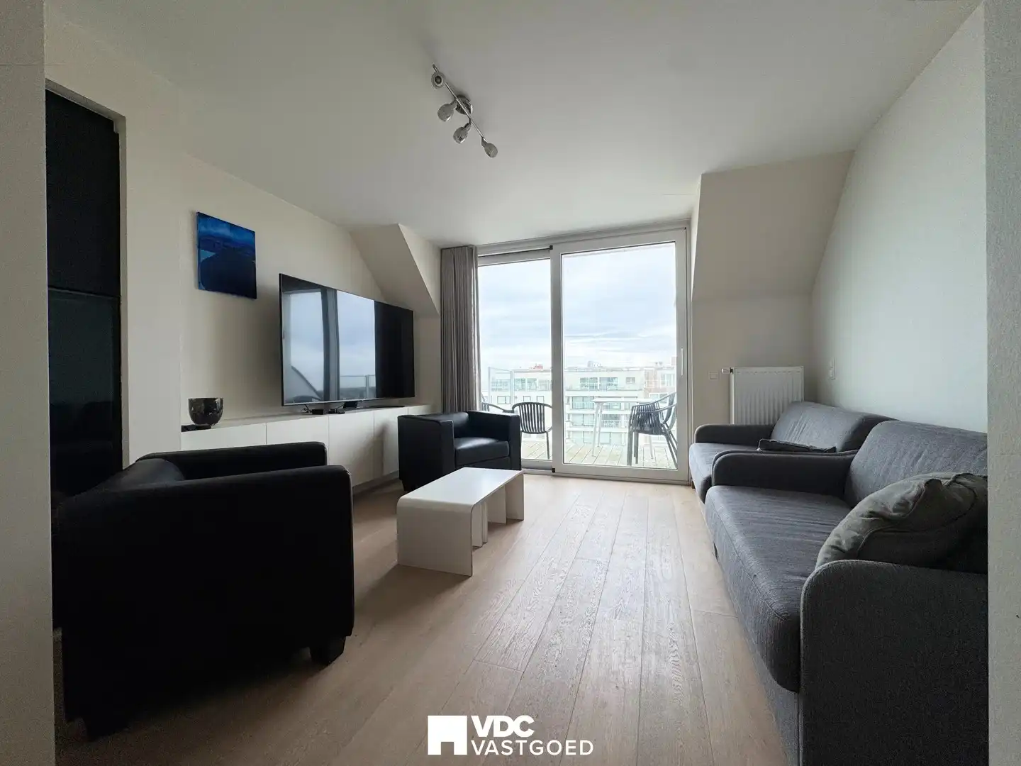 Penthouse-duplex met twee terrassen en garage – Lichttorenplein Knokke foto 7