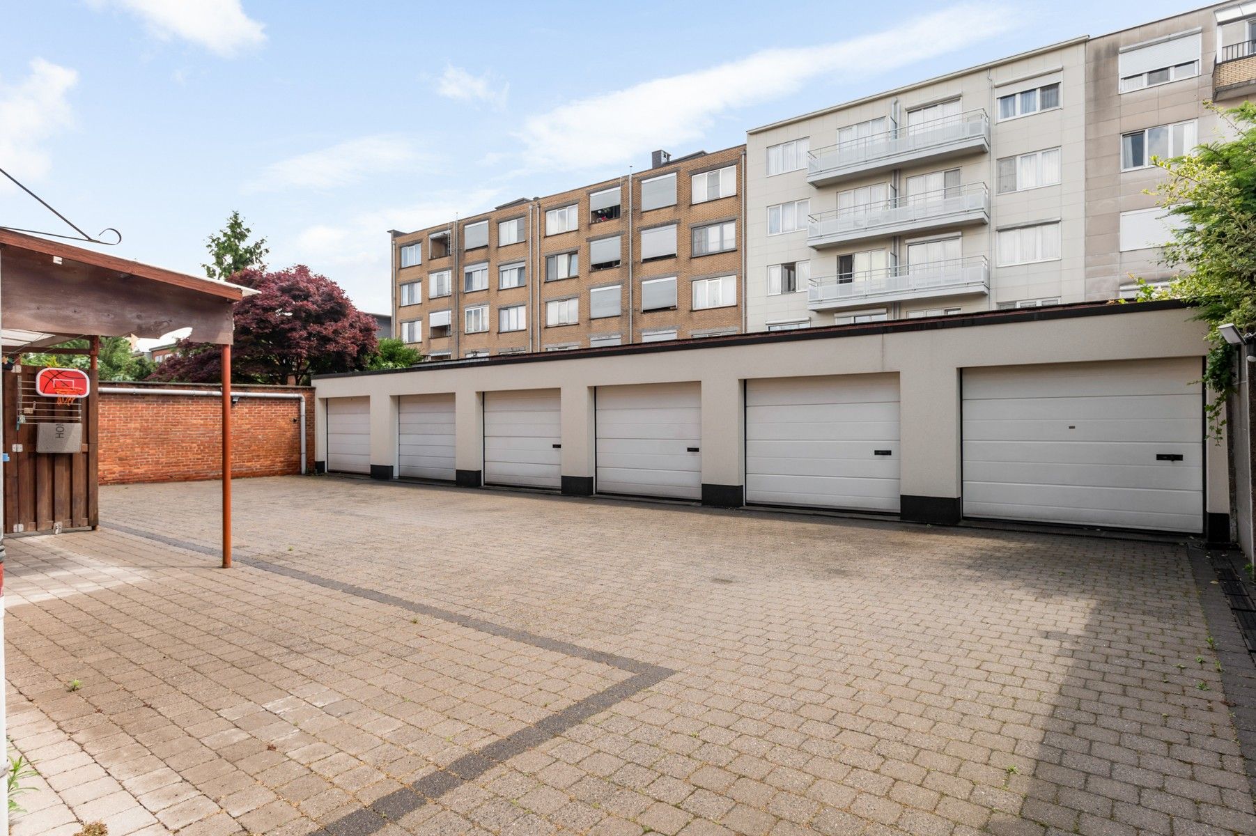 Verzorgd appartement met 3 slaapkamers en garage foto 16