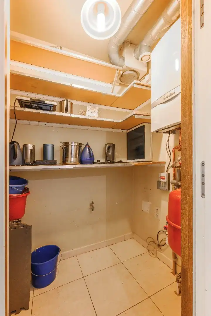 PRACHTIG GELEGEN APPARTEMENT MET GARAGE IN HARTJE KANEGEM | 2 SLPKS foto 8