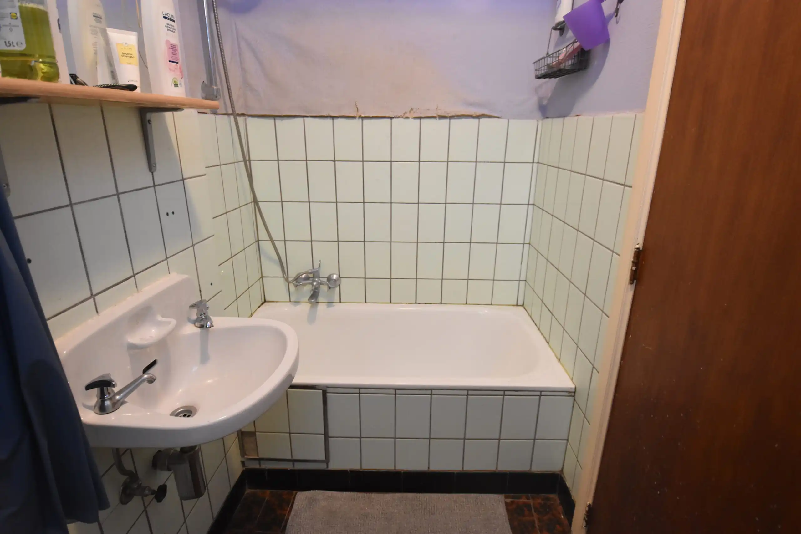 Centraal gelegen woning met tuin, garage en veel potentieel foto 12