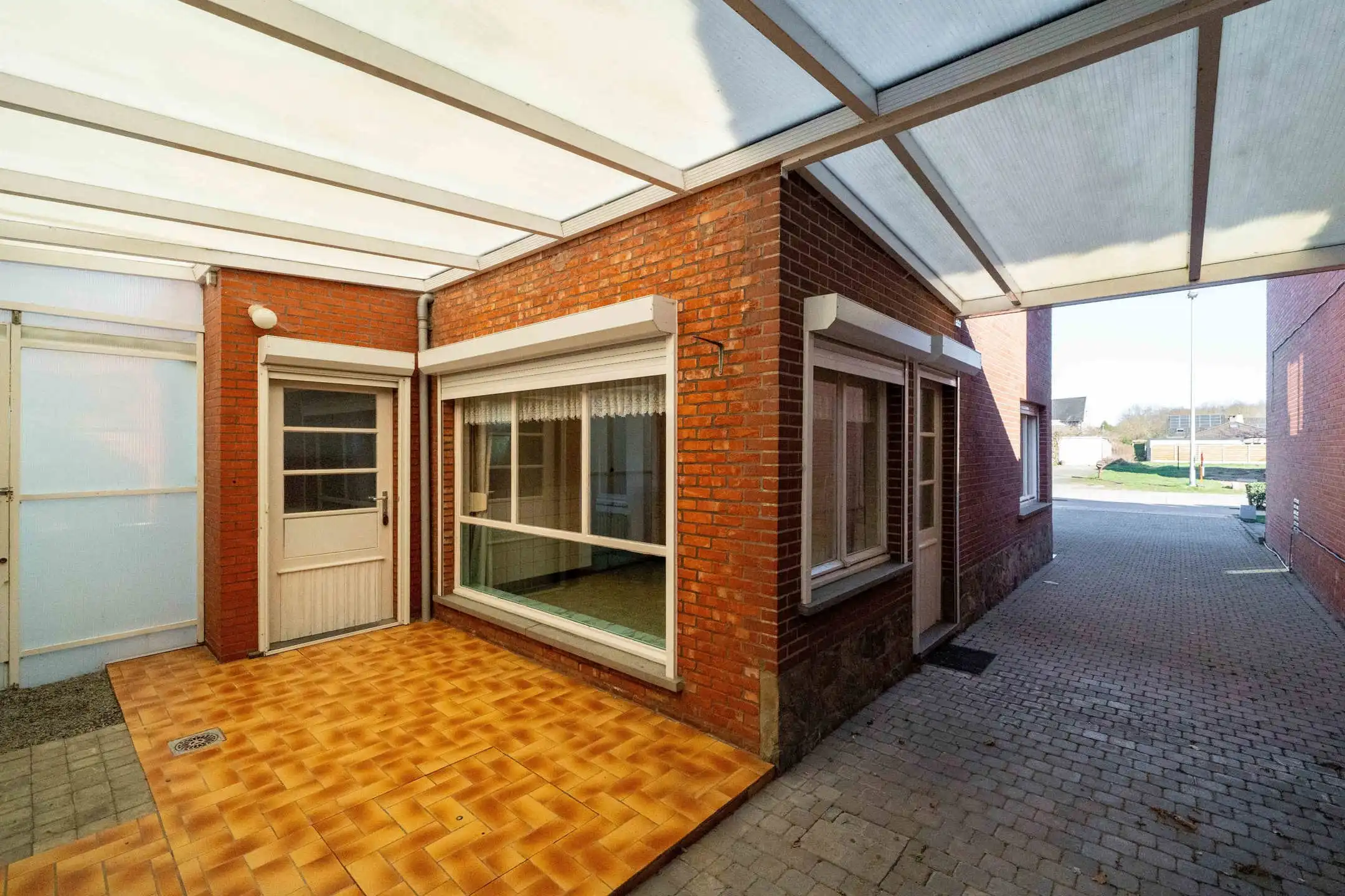 Te renoveren woning met ruime tuin en garage op 7a08ca foto 18