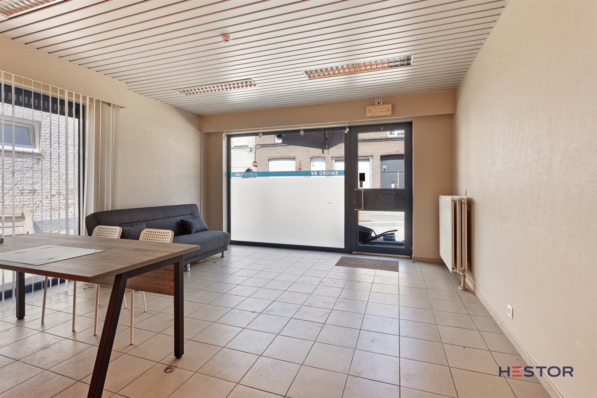Woning voor gemengd gebruik in het centrum van Zele foto 5
