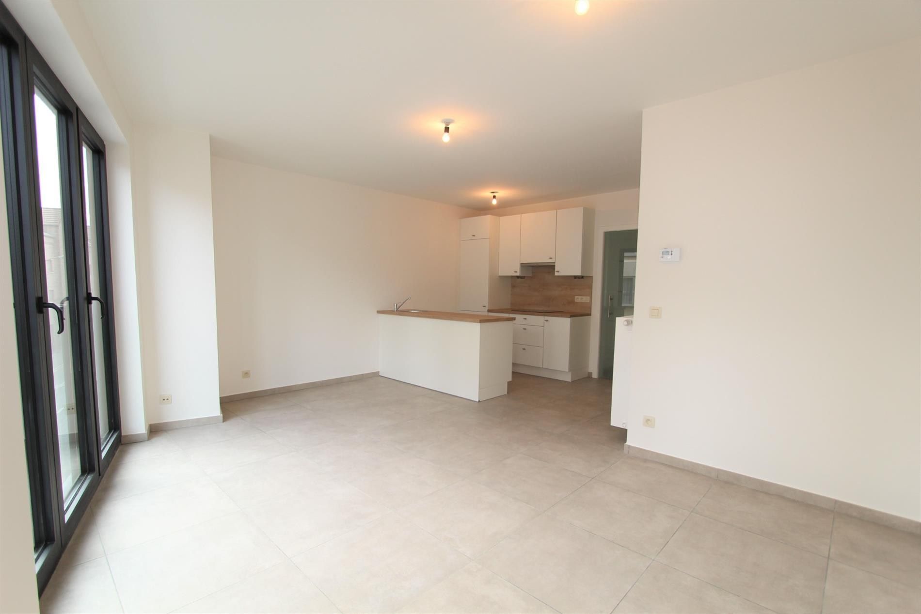 MODERN 1-SLAAPKAMER APPARTEMENT MET TERRAS foto 3