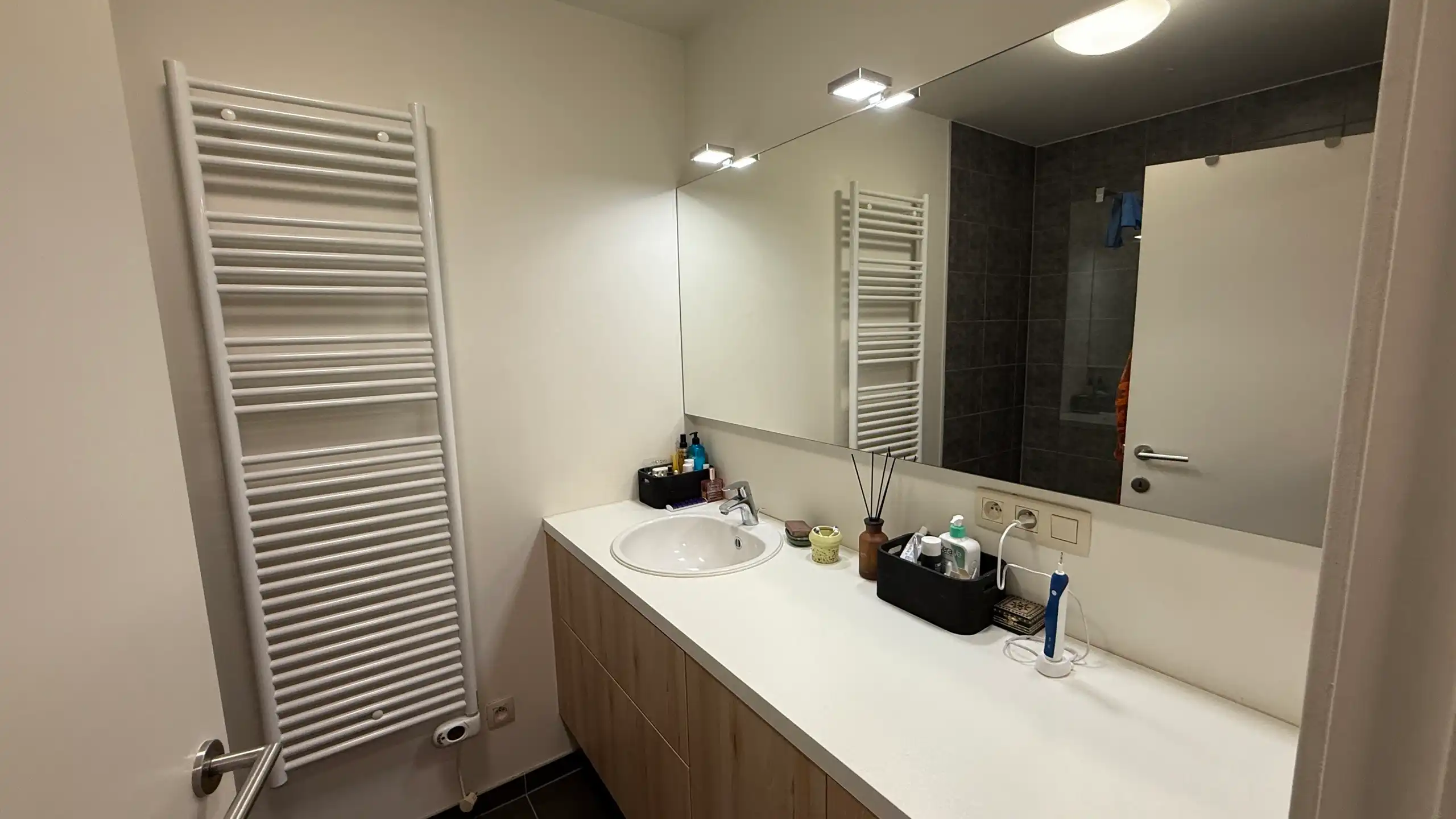 Modern appartement met uitstekende ligging foto 8