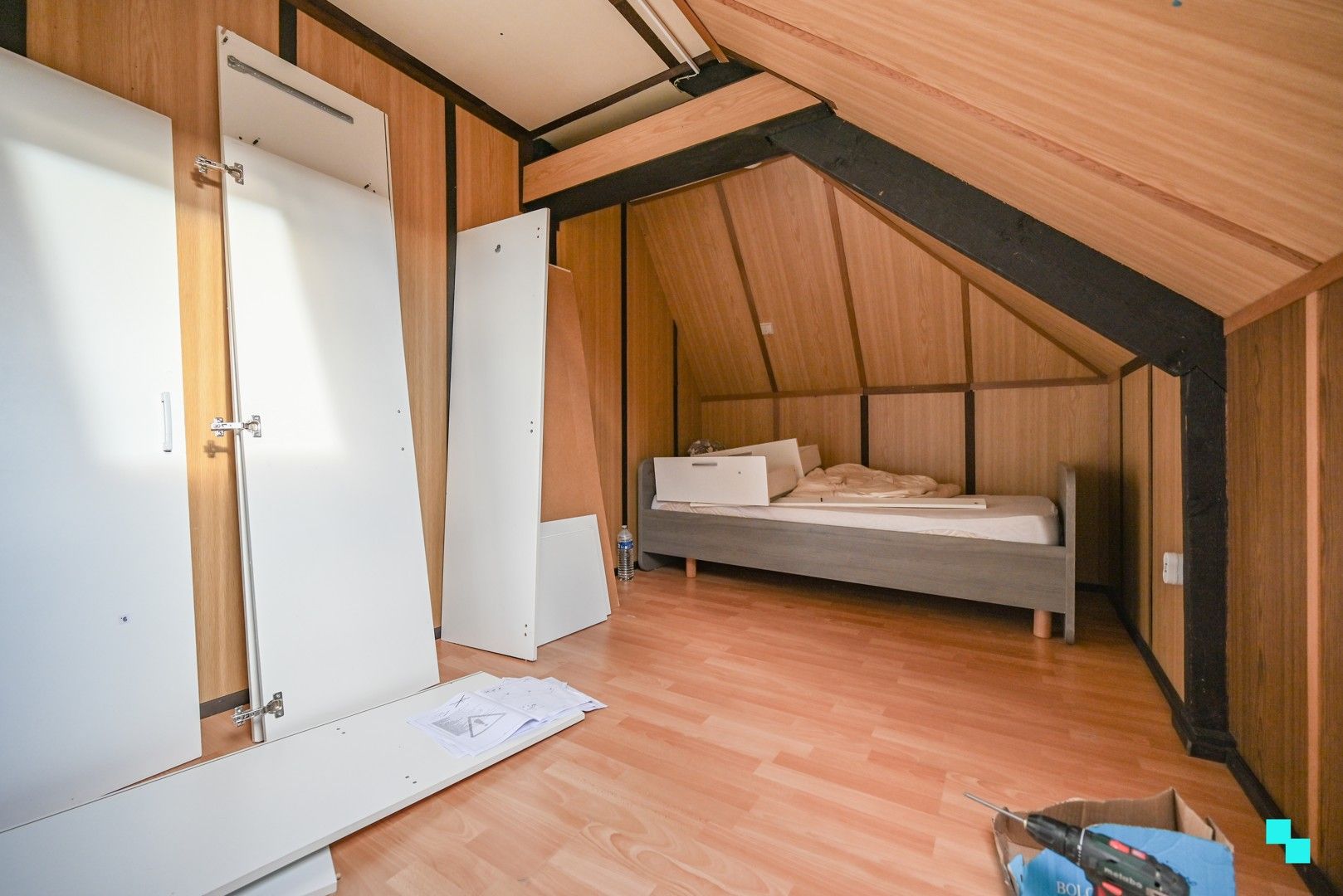 Woning met handelsruimte foto 8
