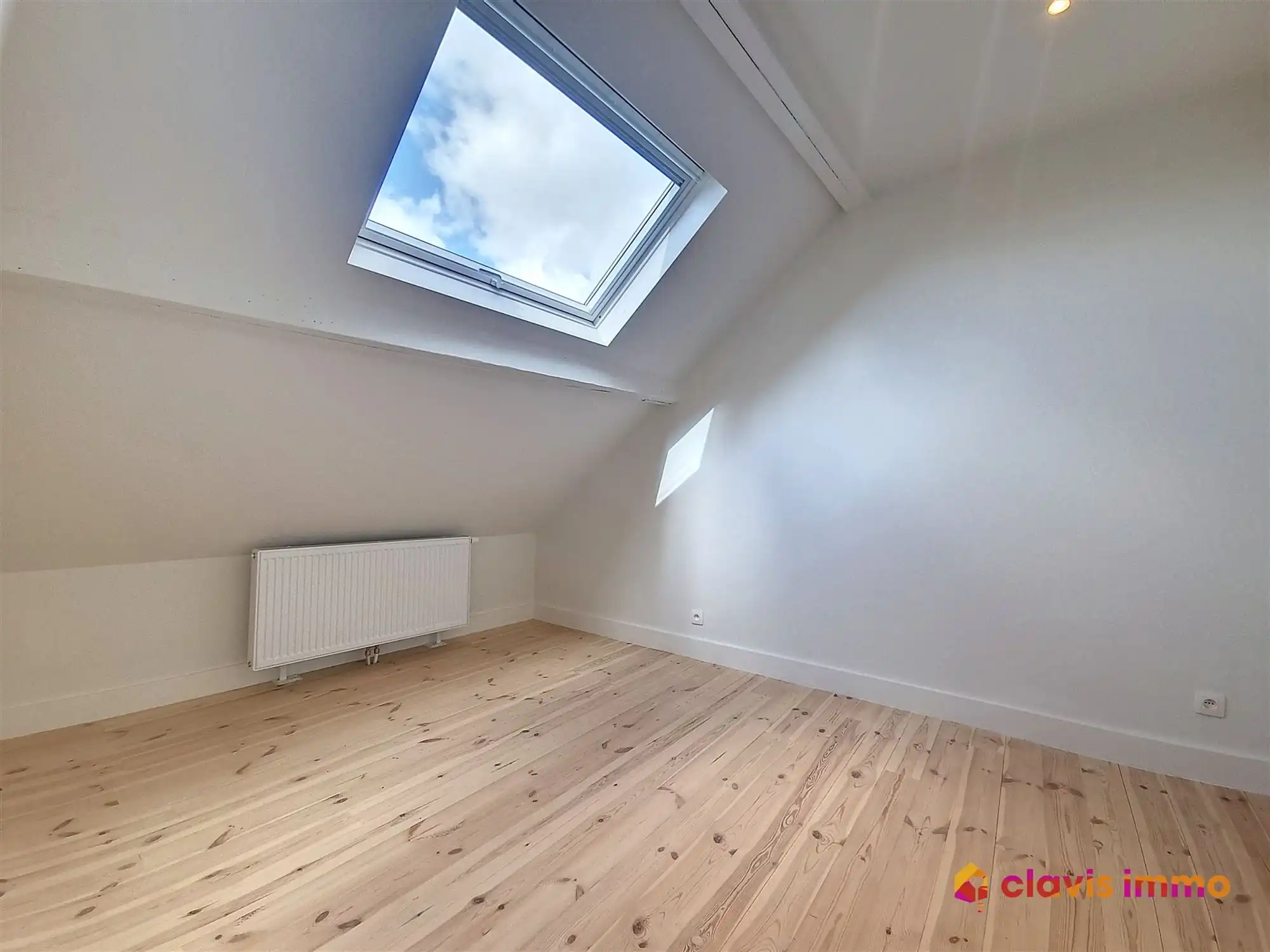 Prachtige en gerenoveerde woning met 3 slaapkamers en tuin foto 11