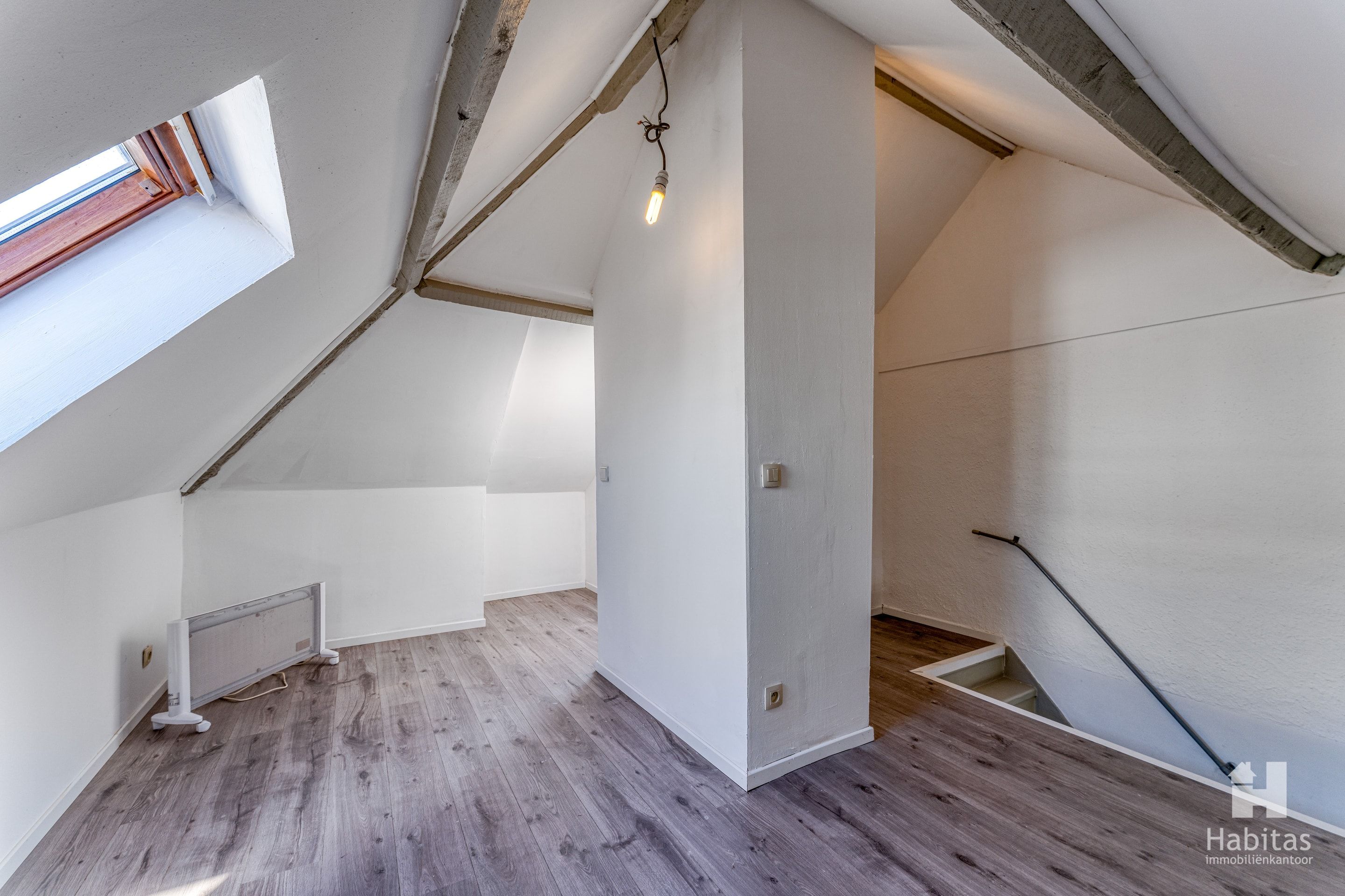 Half-open bebouwing op een perceel van 151 m2 foto 12