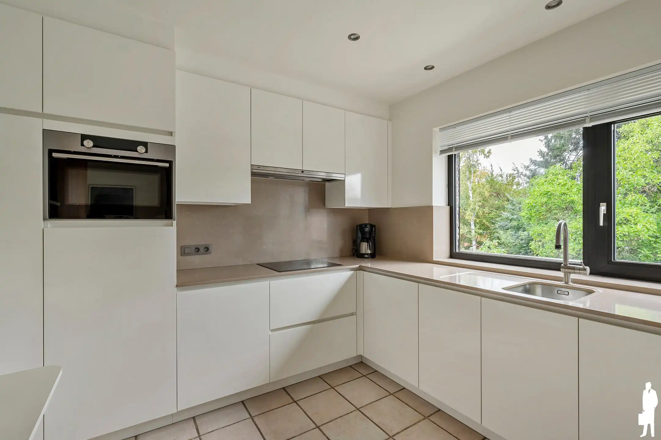 Ruime en energiezuinige bel-etagewoning met grote tuin.&nbsp; foto 9