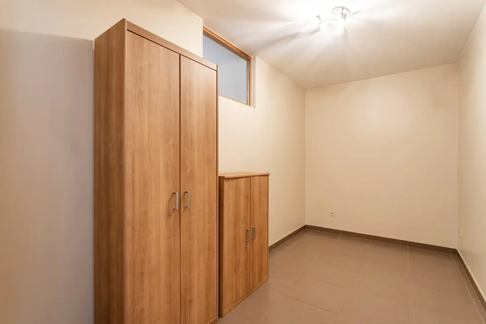 Appartement met 2 slpk, ruim terras en kelder foto 13