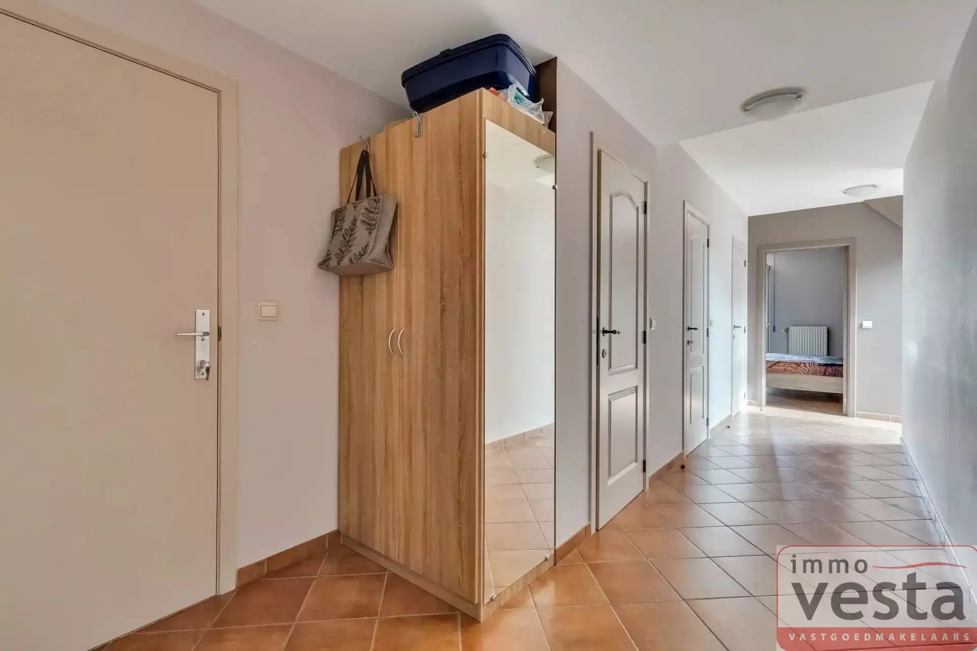 Ruim appartement in Sint-Truiden foto 2