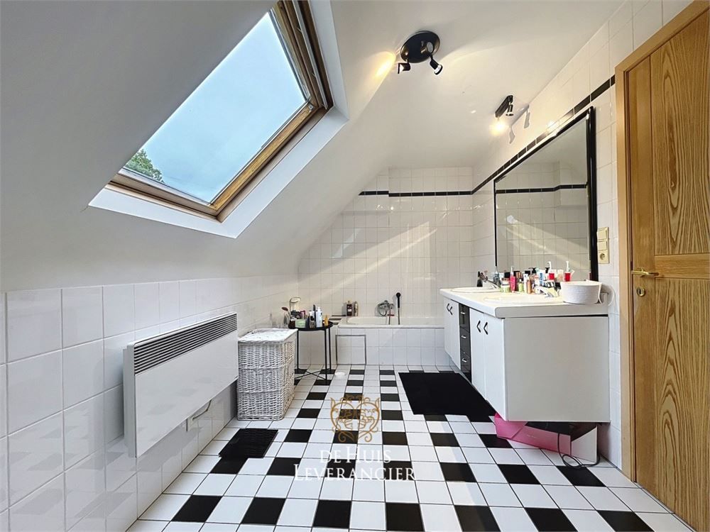 Lichtrijke villa met weids uitzicht in Duffel foto 17