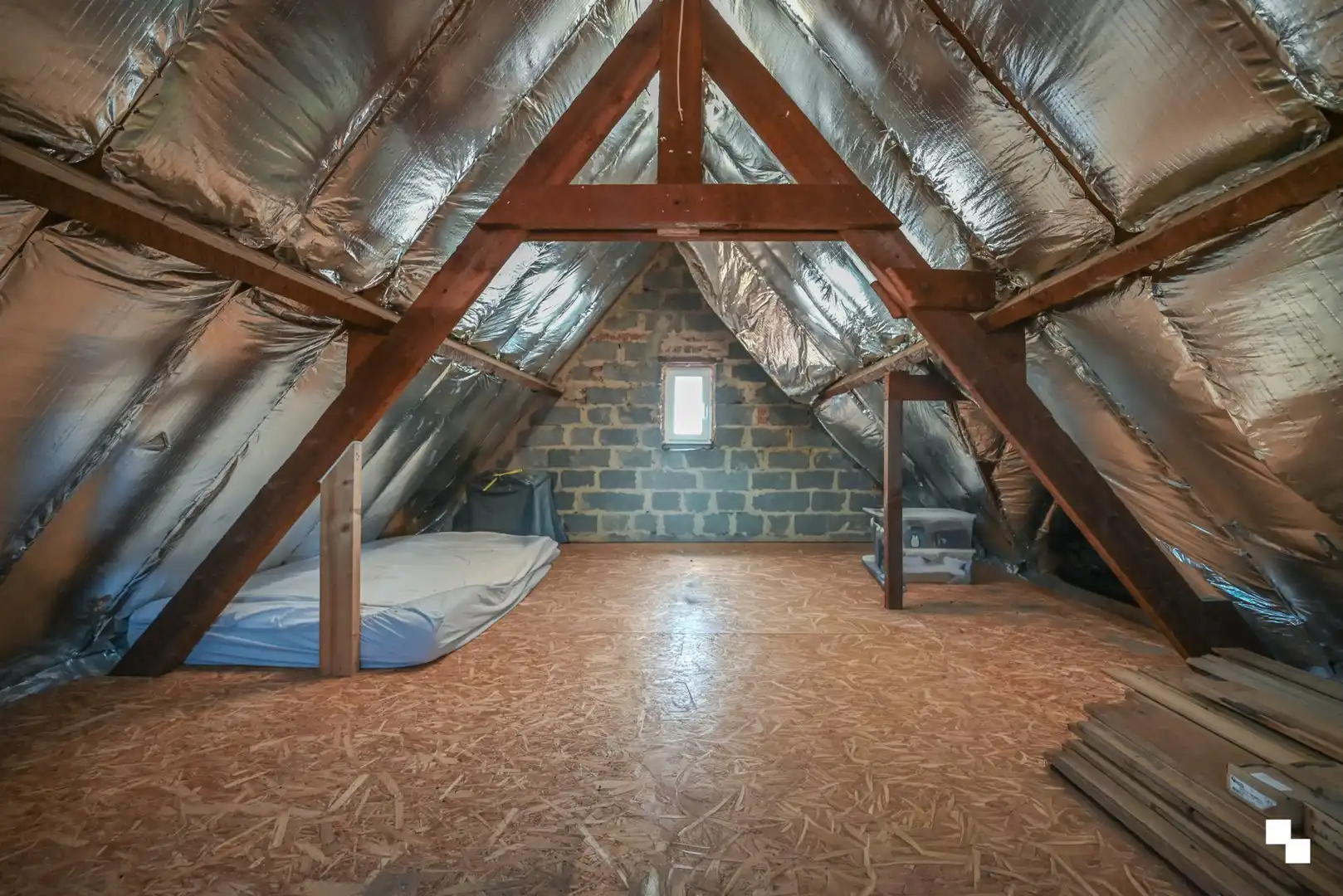 Karaktervolle vrijstaande woning te Ingelmunster foto 39