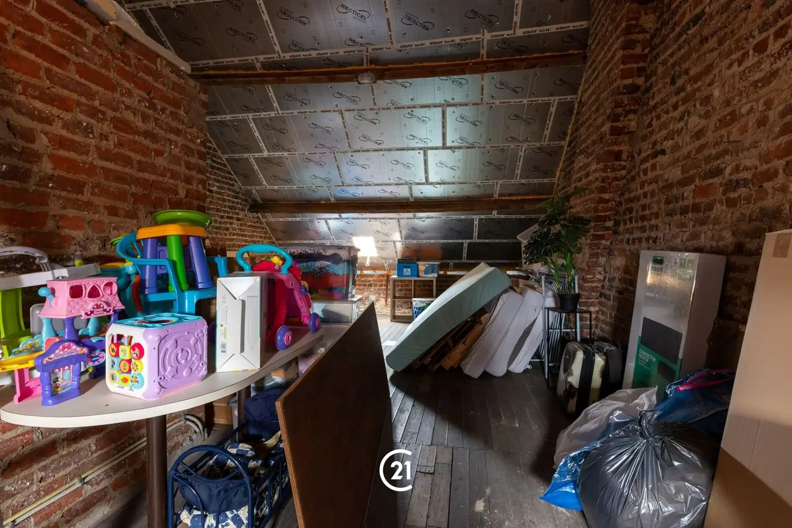 Gezinswoning met garage op 0.93are foto 16