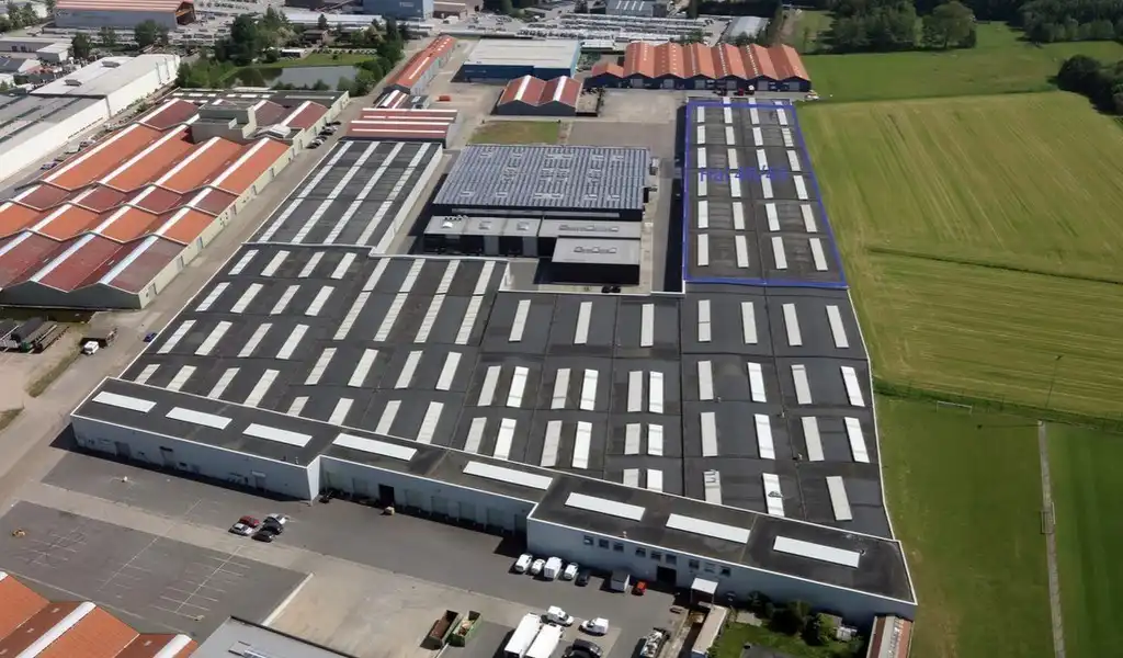 Magazijn met kantoor te huur op industriële site te Malle foto 7