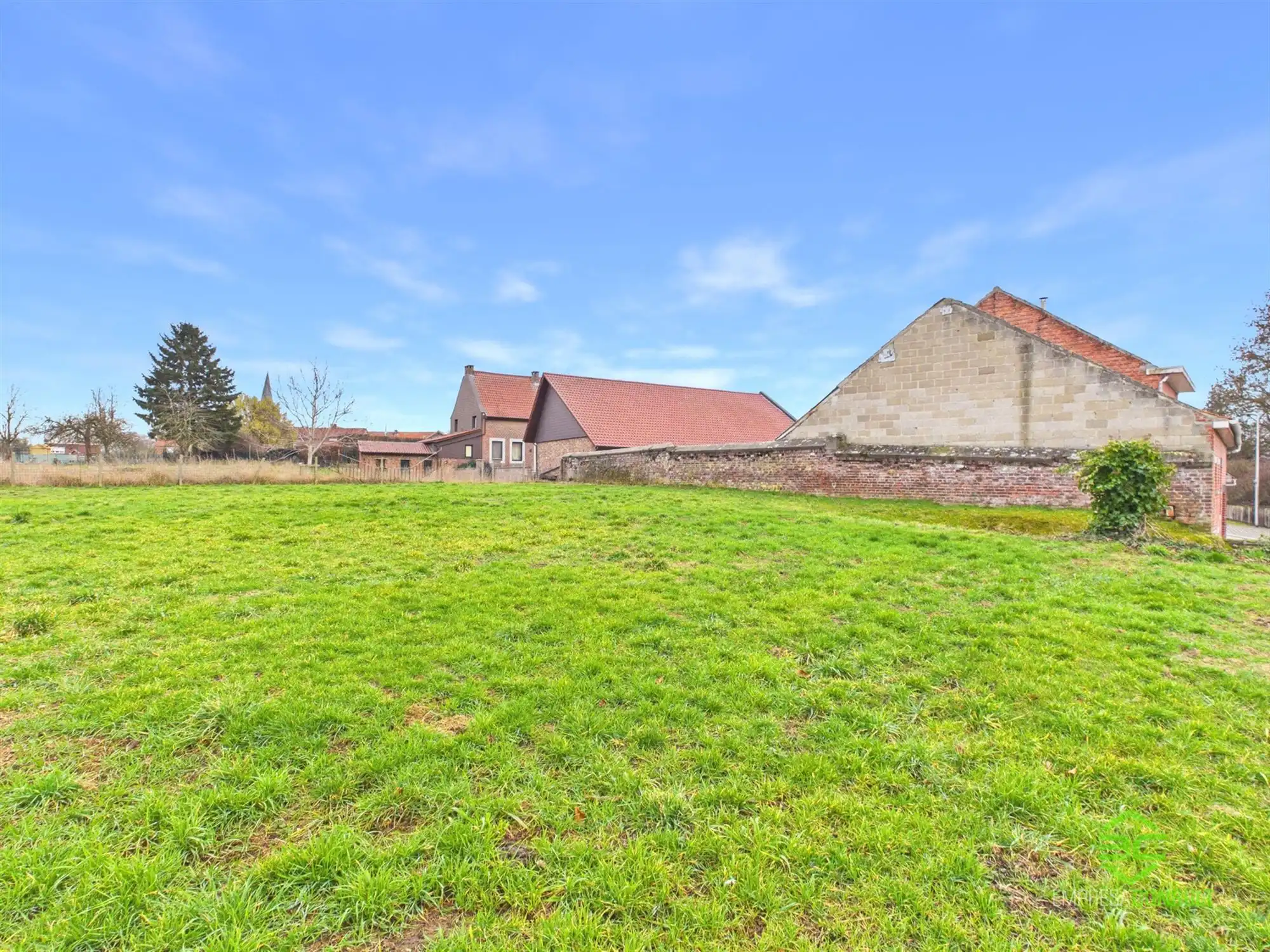 Prachtig gelegen bouwgrond voor een HOB op 5a 48ca! foto 3