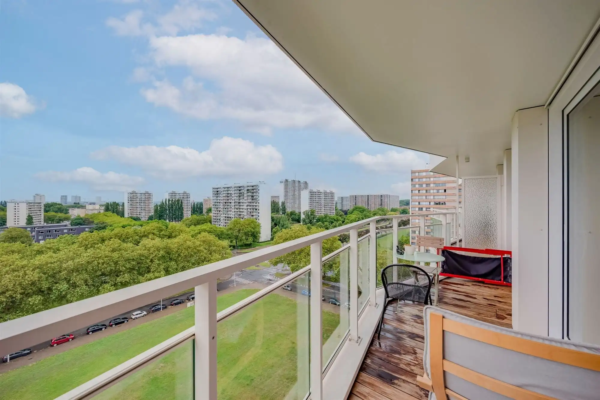 Instapklaar 2 slpk appartement met autostaanplaats foto 9