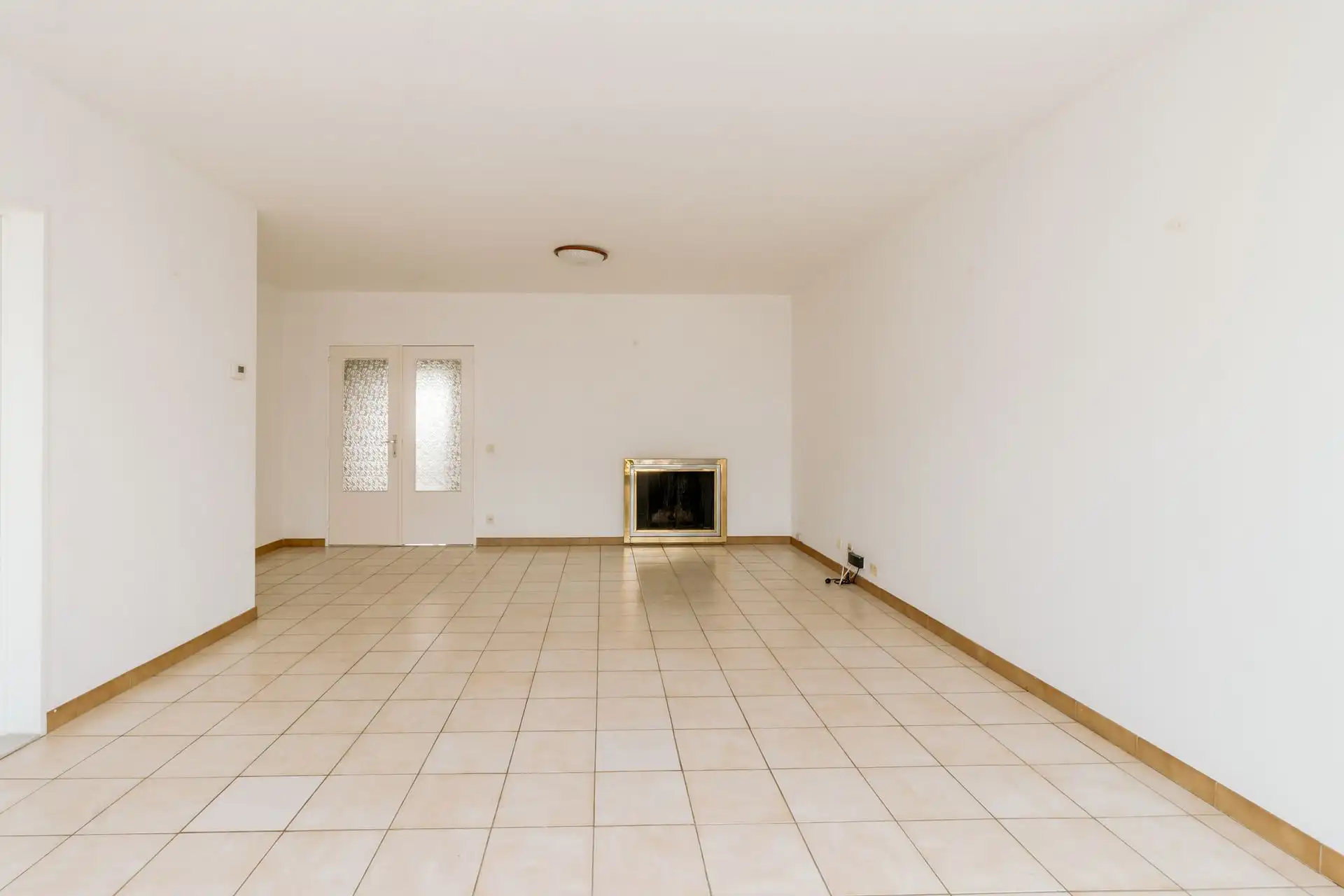 Lichtrijk appartement met 2 slaapkamers & staanplaats foto 4