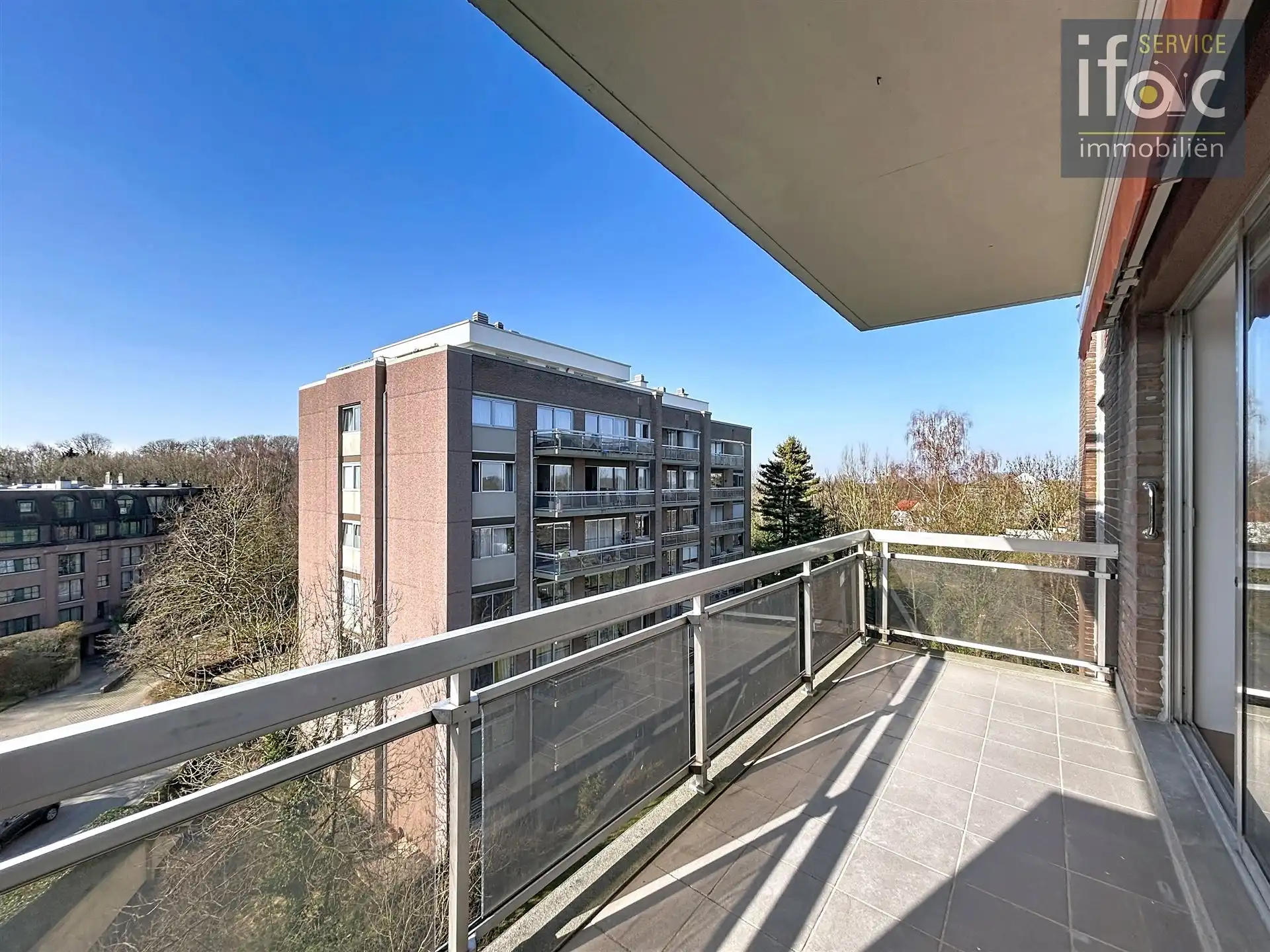 Volledig gerenoveerd appartement met gunstig EPC foto 4