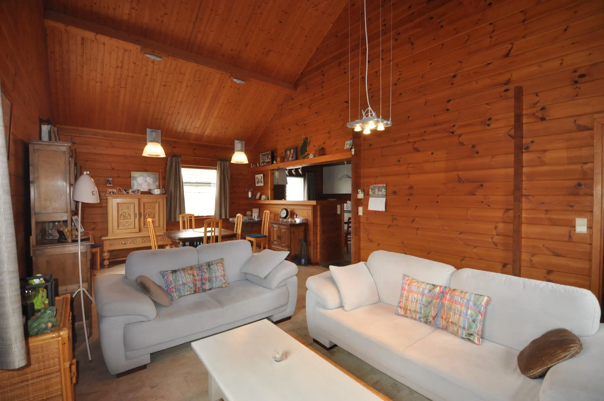 Alleenstaande woning te Oudenburg ! foto 3