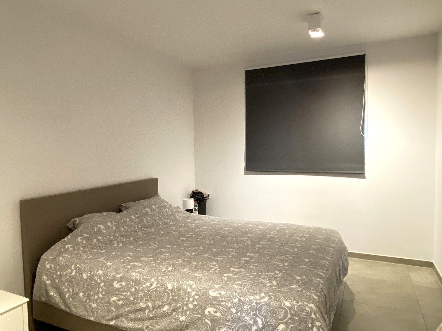 INSTAPKLAAR APPARTEMENT MET 2 SLPKS TERRAS | STAANPLAATS EN GARAGE foto 9