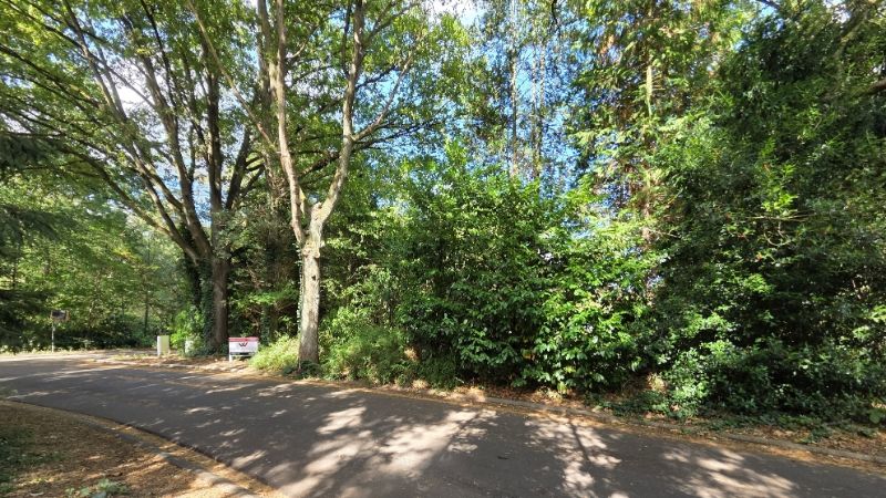 Zeer mooi gelegen bouwgrond 8 are open bebouwing - breedte 25 meter foto 9