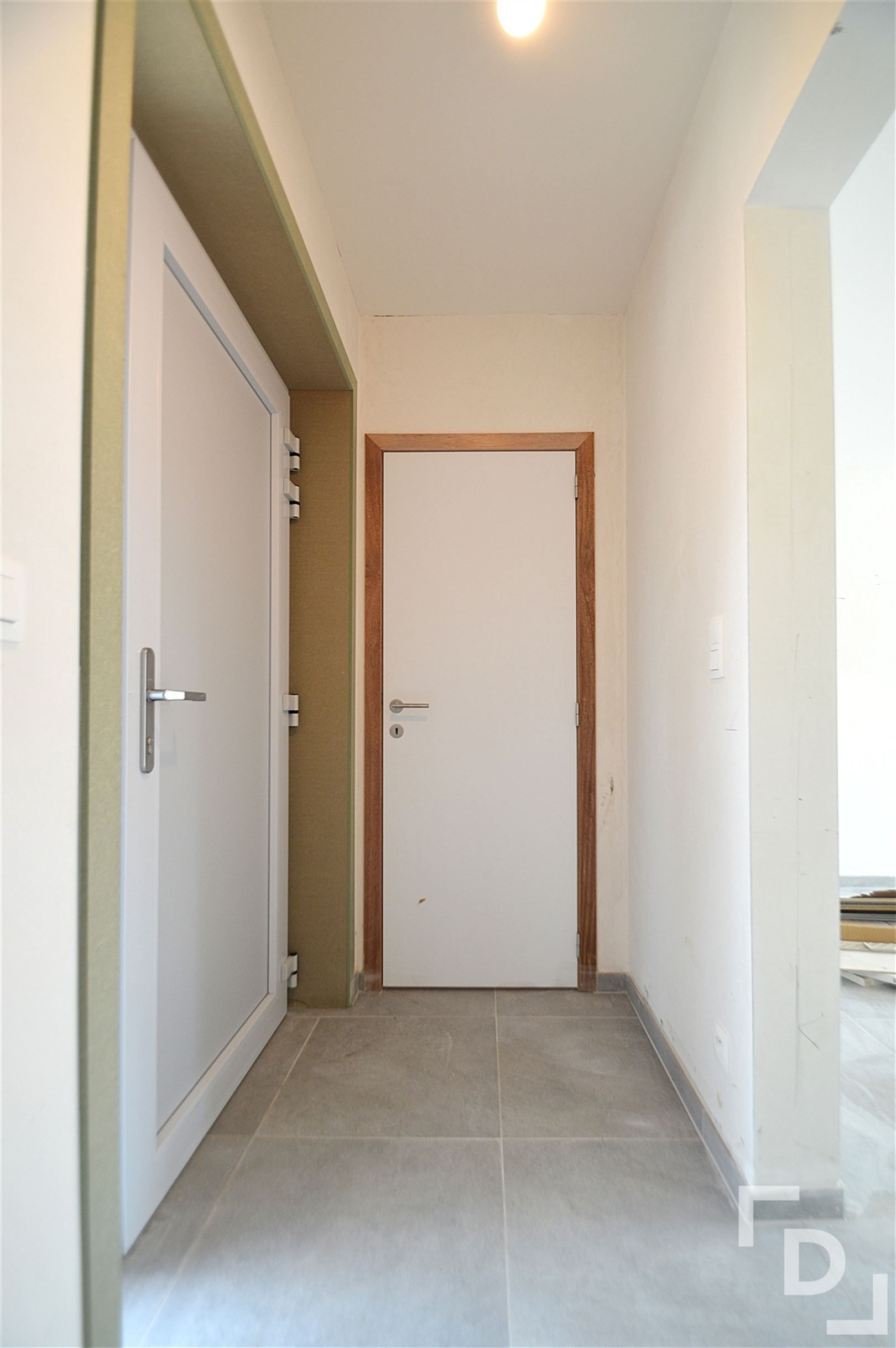 Nieuwbouwwoning met carport te huur in Wijtschate. foto 15