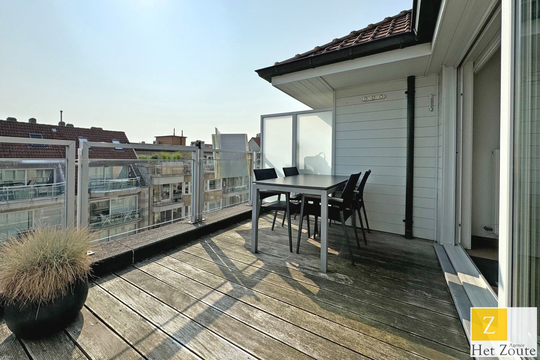 Luxueus duplex-penthouse in hartje Knokke, ruime terrassen foto 1