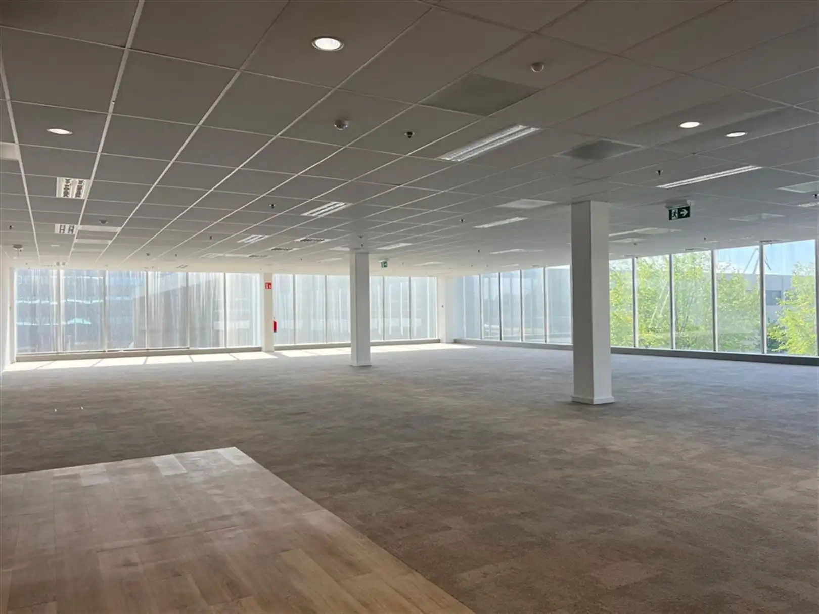 Kantoren te huur in de Ahlers Building foto 5