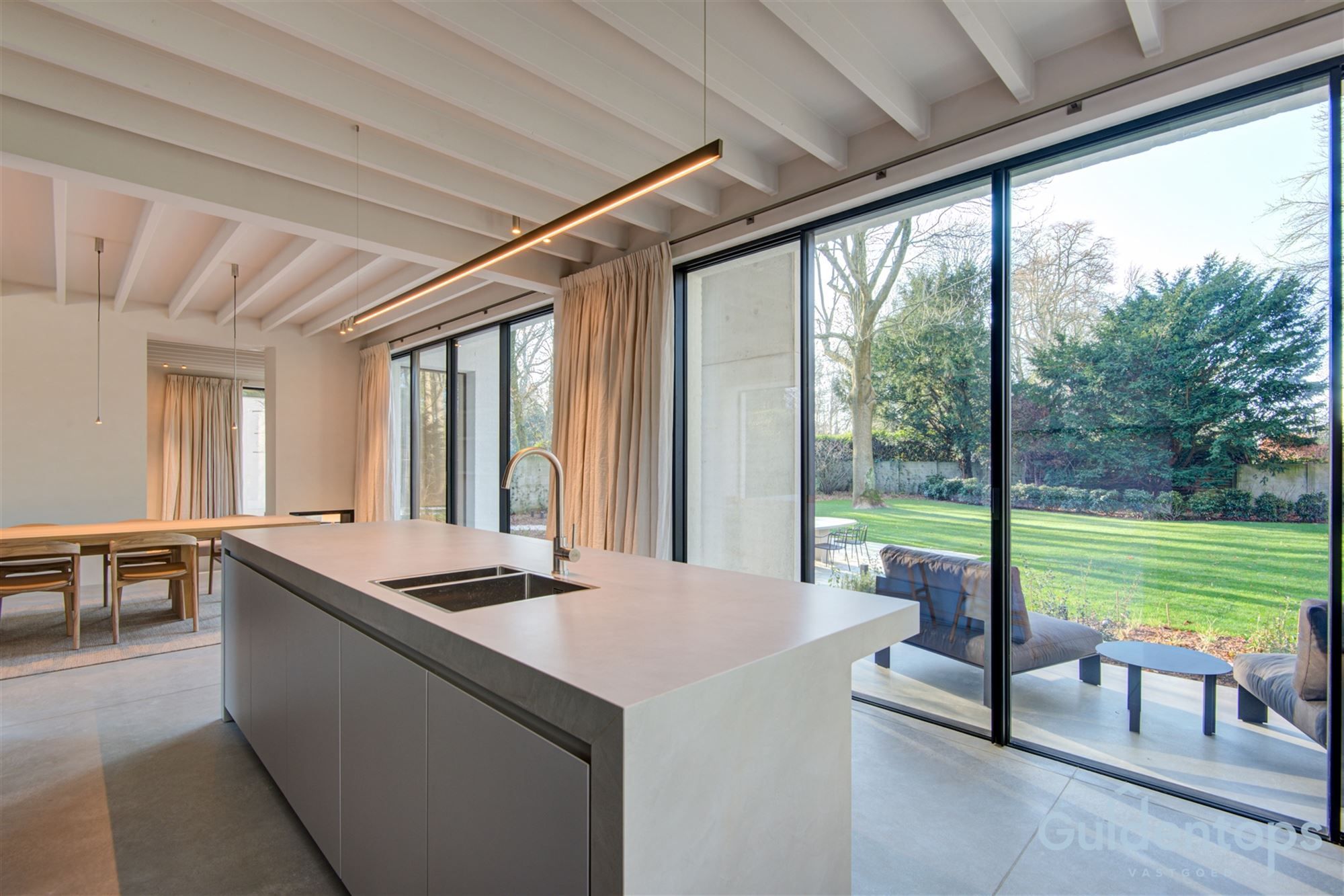 exclusieve villa op toplocatie te huur foto 13