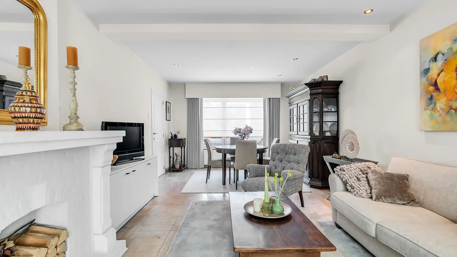 Charmante woning 3 slaapkamers een gezellige tuin te As foto 3