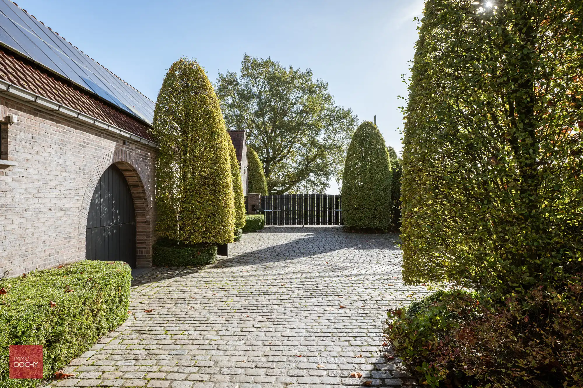 Zeer rustig gelegen vierkantshoeve met vergunde volumes foto 16