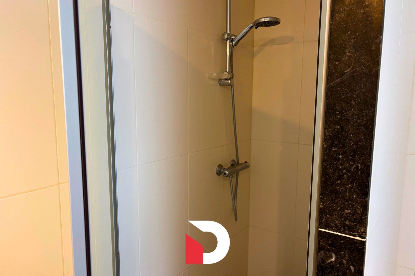 Gezellige stadwoning met 3 slaapkamers en garagebox foto 10