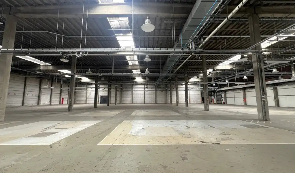 Logistiek bedrijfspand te huur op Vynckier site Gent foto 8