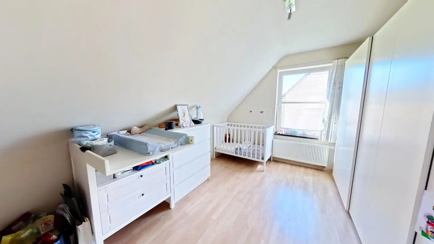 Ruime woning met 3 slaapkamers met prachtig zicht op de Koppenberg! foto 11