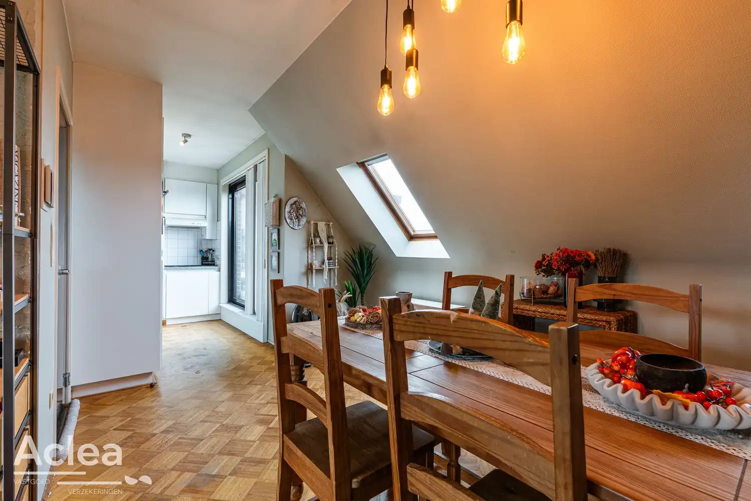 Dakappartement met 1 slaapkamer, 2 terrassen én parkeerplaats - Ideaal voor starters of als investering! foto 8